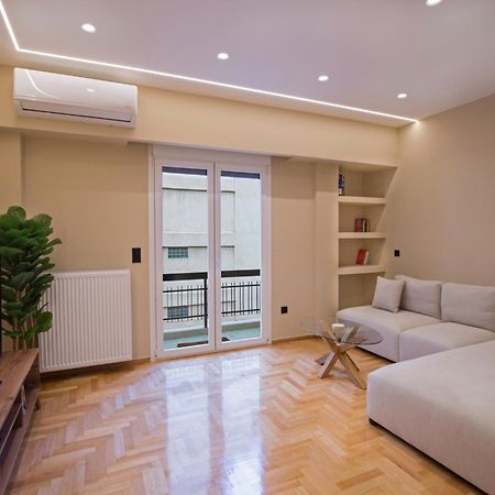 Urban Spacious Apartment Near Kallimarmaron Atenas Exterior foto