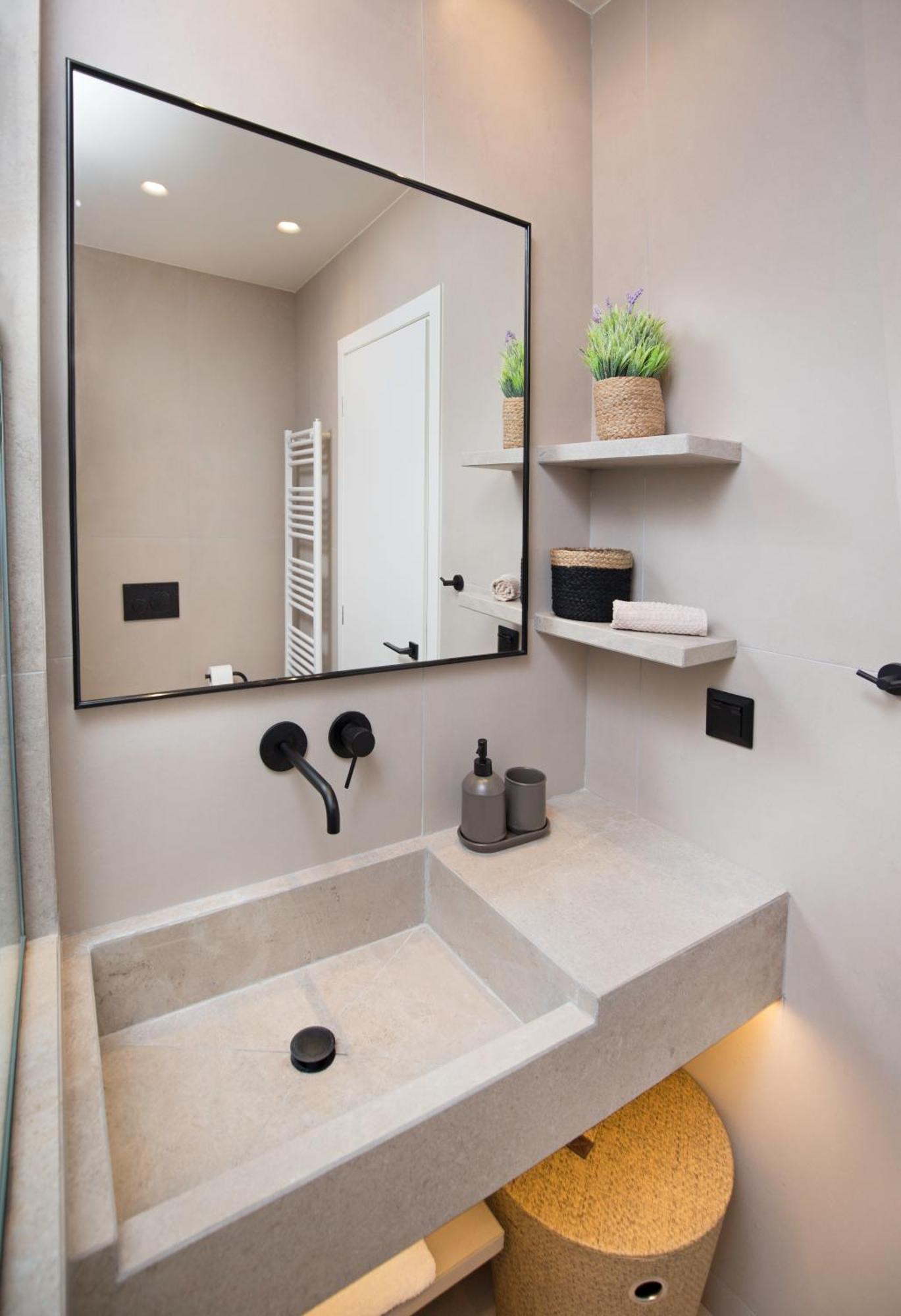 Urban Spacious Apartment Near Kallimarmaron Atenas Exterior foto